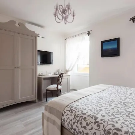 La Linea D'acqua Guest house Manarola
