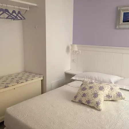 Pensión La Linea D'acqua 4*