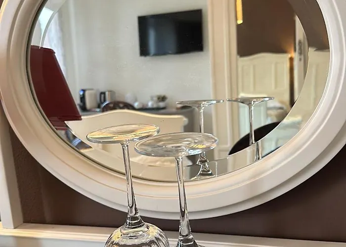 La Linea D'acqua ゲストハウス 4*