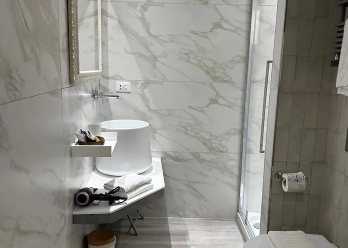 La Linea D'acqua ゲストハウス マナローラ